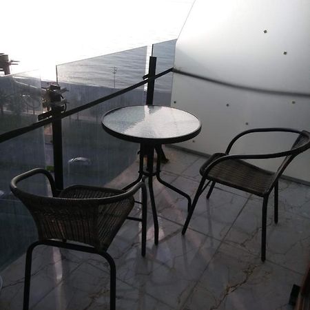 Apartment On The Back Sea Μπατούμι Εξωτερικό φωτογραφία