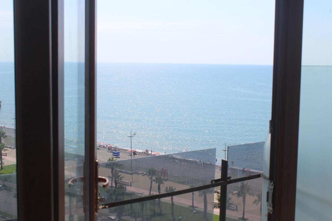 Apartment On The Back Sea Μπατούμι Εξωτερικό φωτογραφία